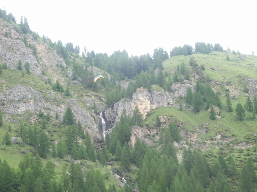 Vol 264 au dessus de la cascade des Rossets