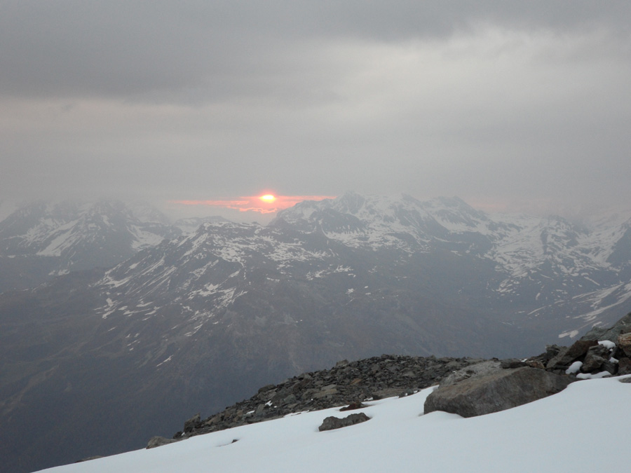 Lever de soleil sur la frontière italienne