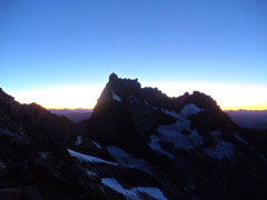 Lever de soleil sur la  Meije.