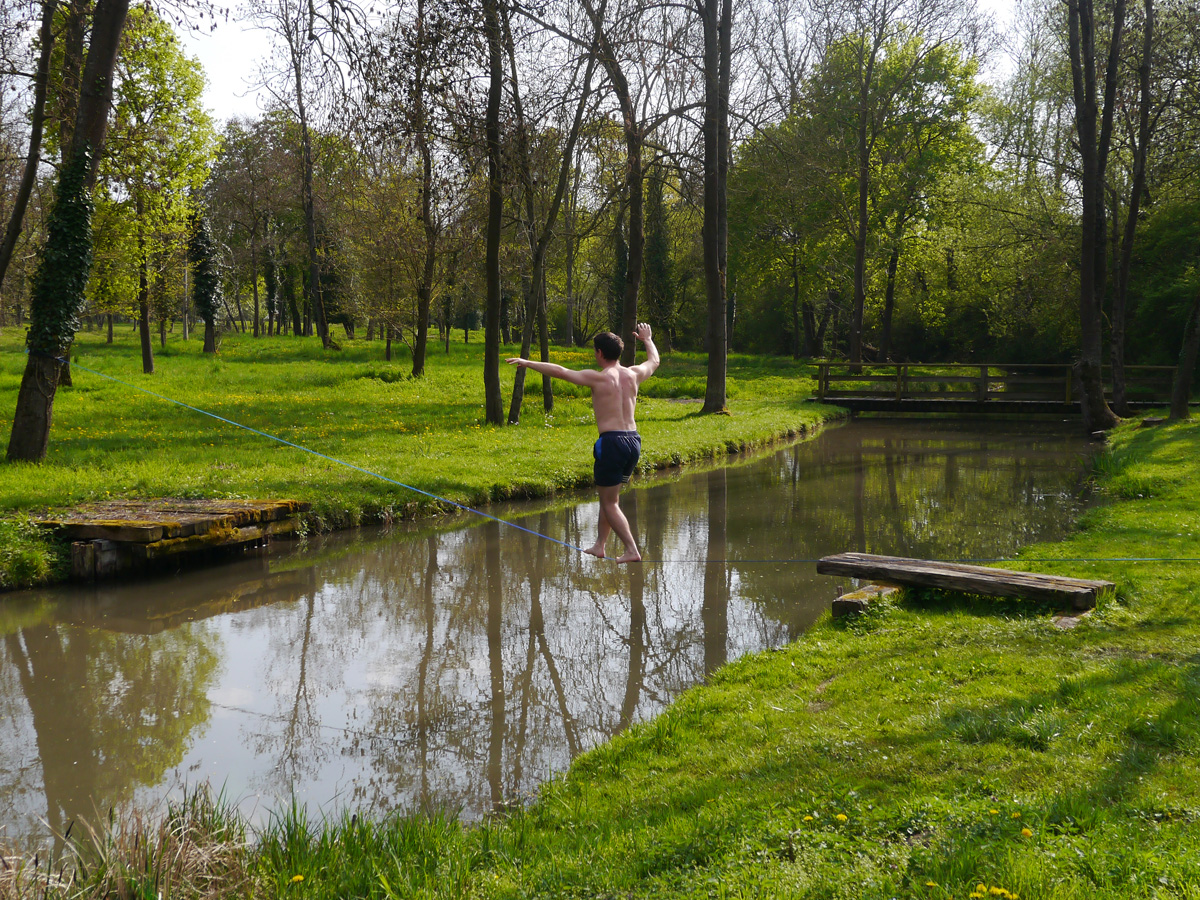 slackline - waterline