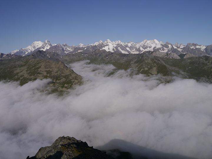 Mer de nuages sur le Val d'Entremont