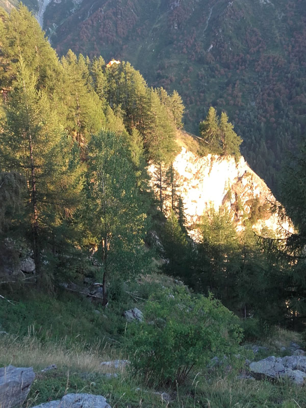 parapente en haut du mélèze