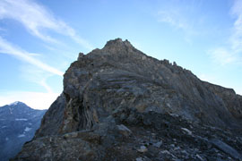 Au collet de l'Aliet, vue sur l'arête Ouest, le Mt Pourri est à gauche.